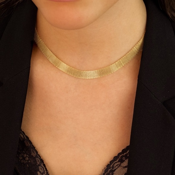 18GP Watch Strap Style Choker Necklace - Picture 2 of 5